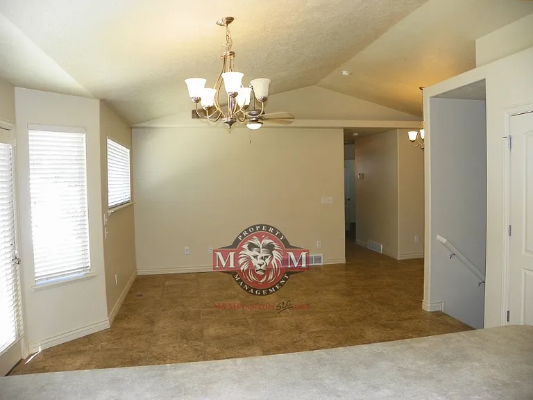 5357 W Leila Ln — Photo 6