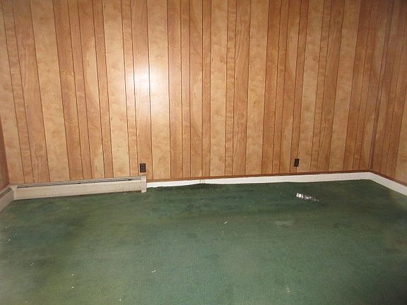 Additional Living Room