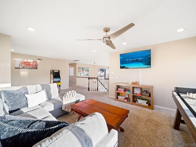 18106 Chieftain Ct — Photo 30
