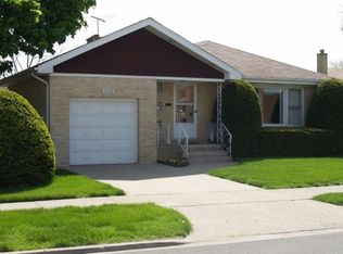 7045 Laramie Ave, Skokie, IL 60077