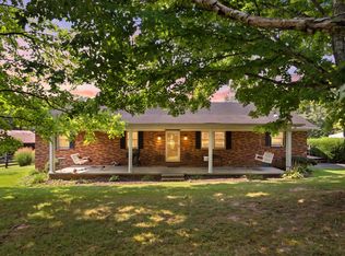 1300 Hurst School Rd, Mc Kee, KY 40447