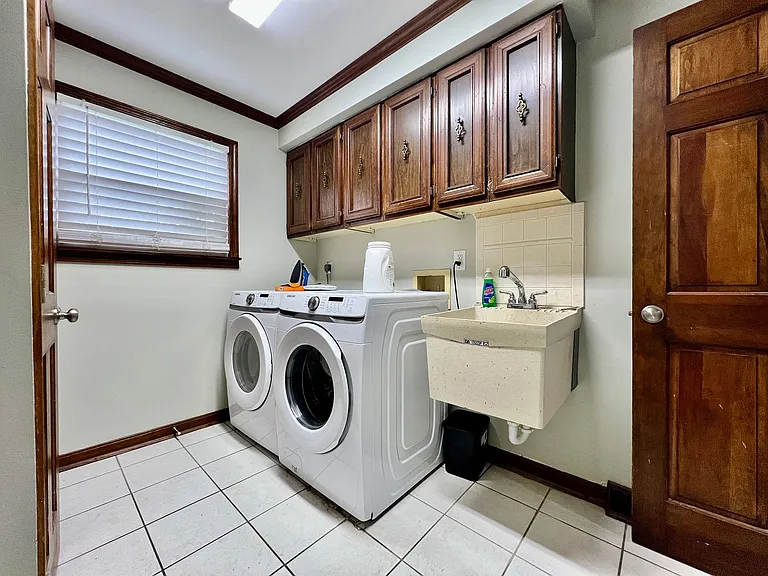 7033 Willowood Dr — Photo 24