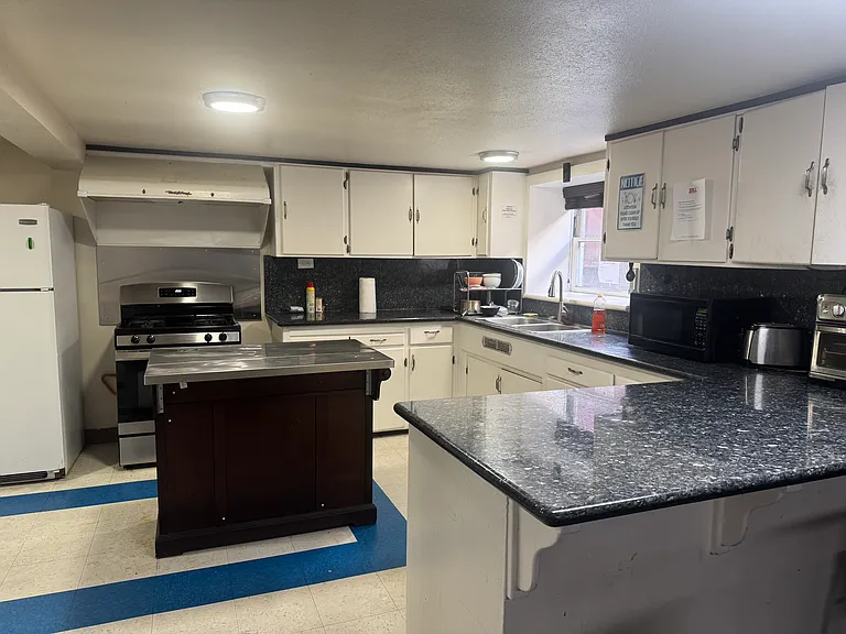 279 E San Fernando St #6 — Photo 10