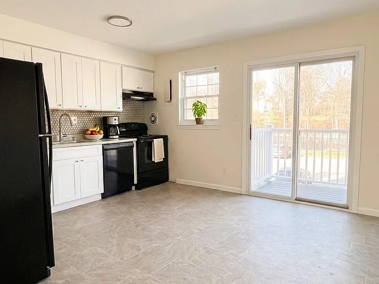 5 Wildwood Dr #12C — Photo 3