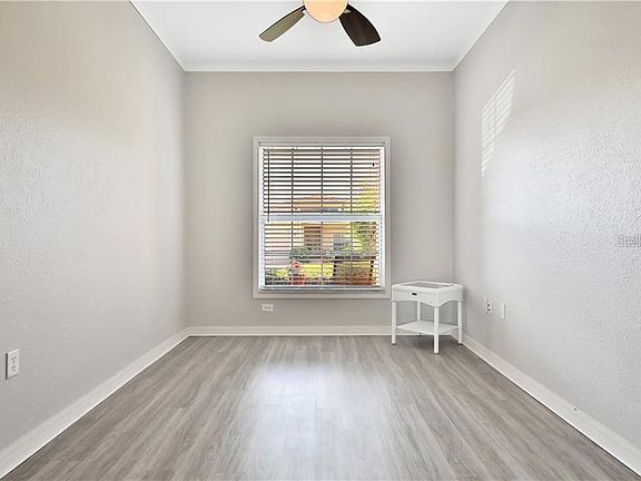4th image of 4064 Tralee Dr