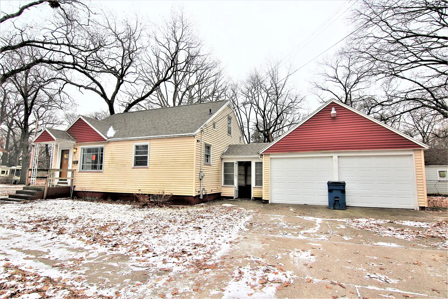 3101 Waalkes St photo 1