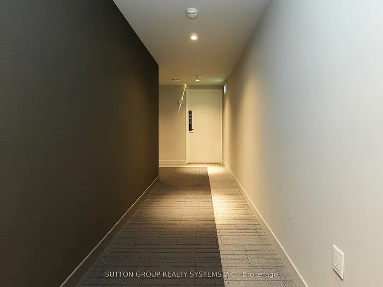 3883 Quartz Rd #520 — Photo 2