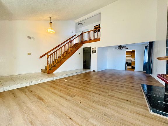 4th image of 5051 Yearling Ave