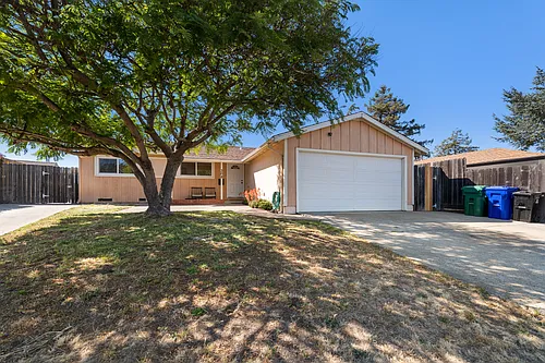 308 Highlands Pl Photo 1