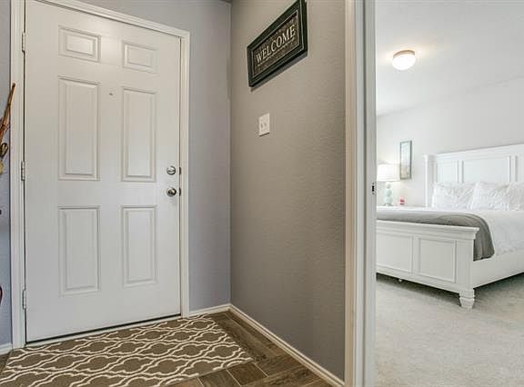 4th image of 2348 Clairborne Dr