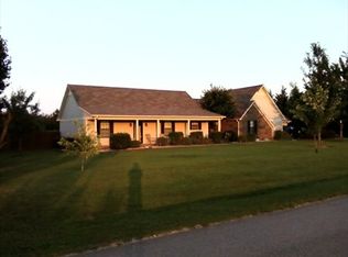 16866 Jones Rd, Athens, AL 35613