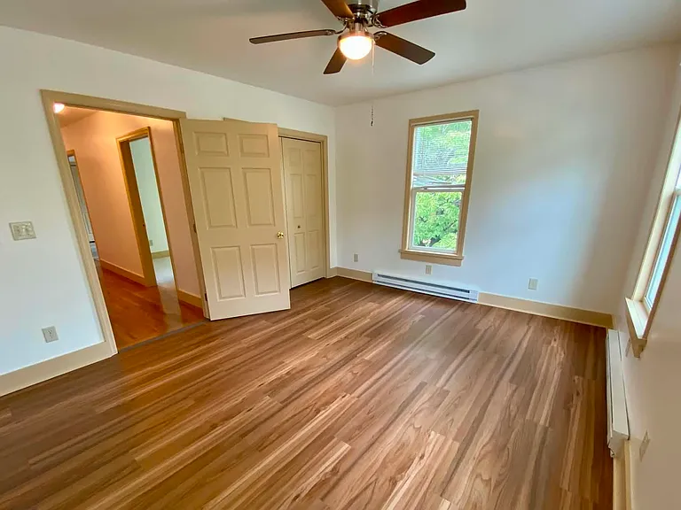 215 Green St #217 — Photo 32