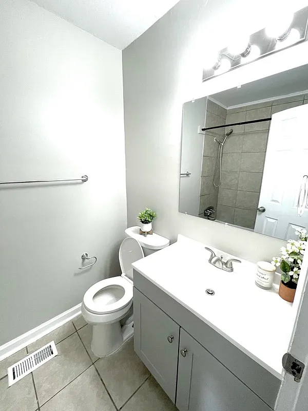 4 bed, 2.0 bath, 1392 sqft, $1,650 — Photo 4
