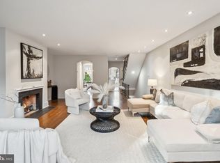 325 Constitution Ave NE, Washington, DC 20002