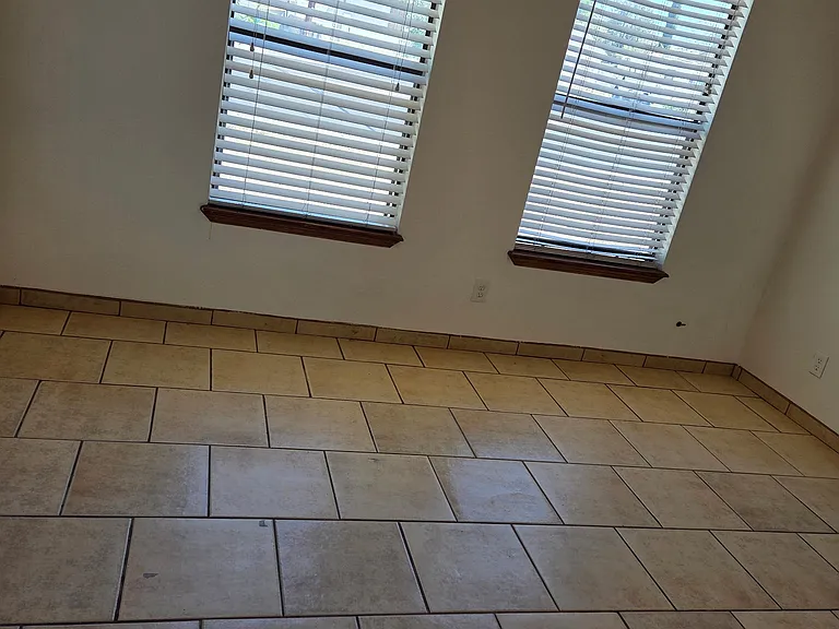 1802 Missouri Ave #B — Photo 9