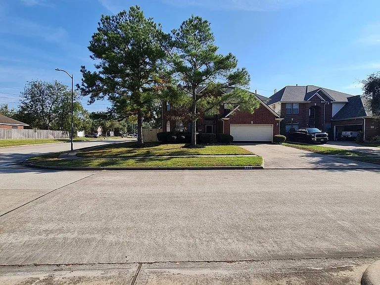 503 Nadia Way — Photo 3