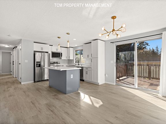 5th image of 2922 168th St SE