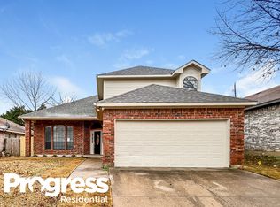 322 Wolfe St, Cedar Hill, TX 75104