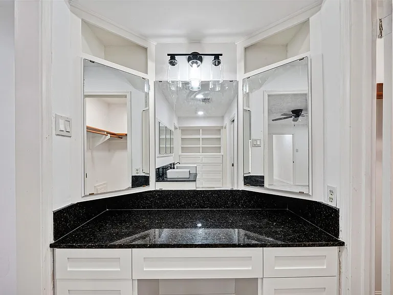 3910 Chile Dr — Photo 39