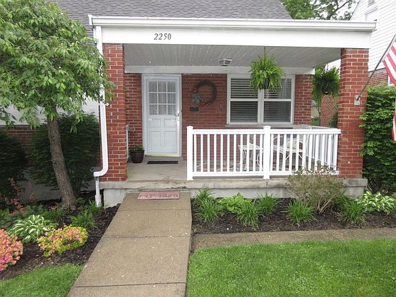 3rd image of 2250 Sylved Ln