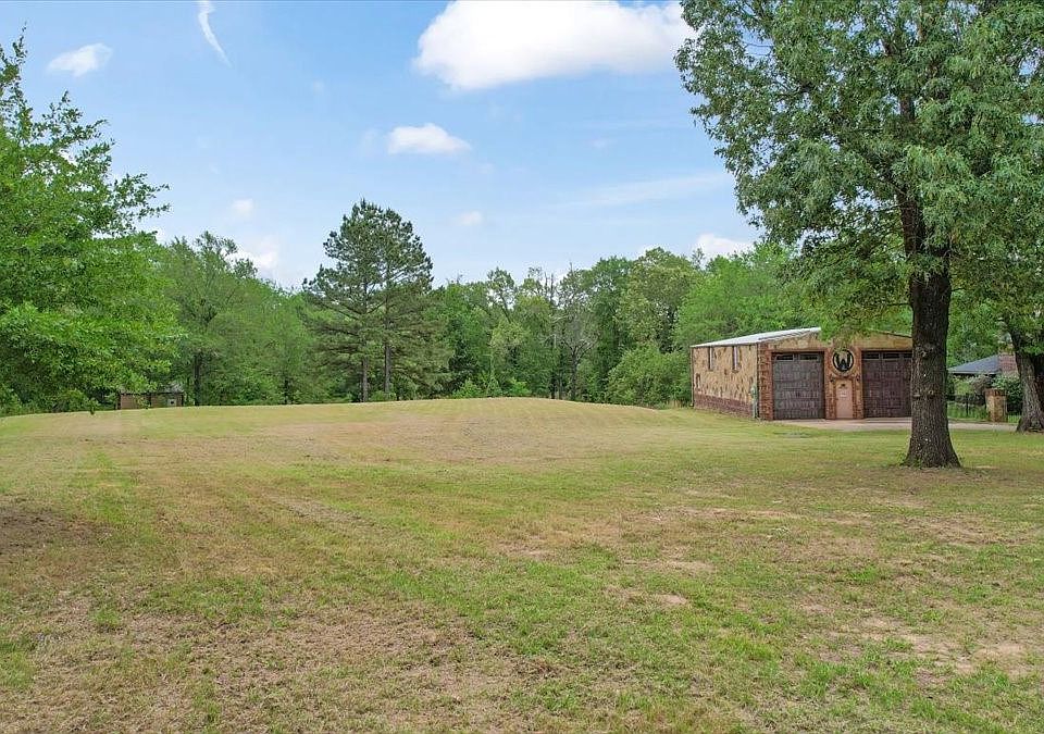1st image of 380 Timber Lakes Dr
