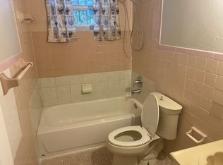 172 NW 52nd St #2, Miami, FL 33127