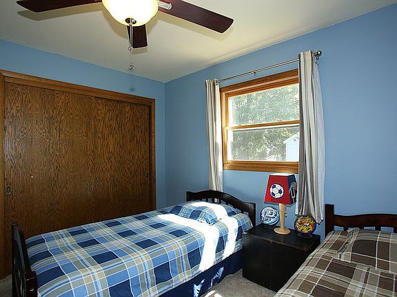 5th image of 526 Woodridge Dr