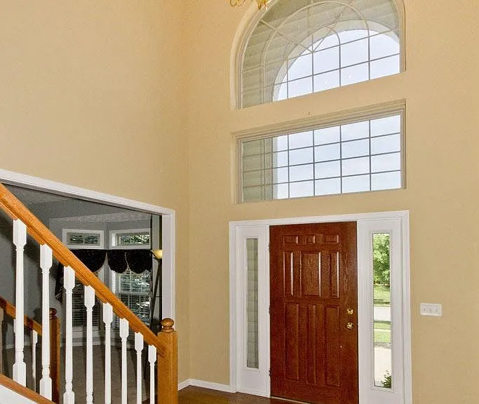 Two story foyer