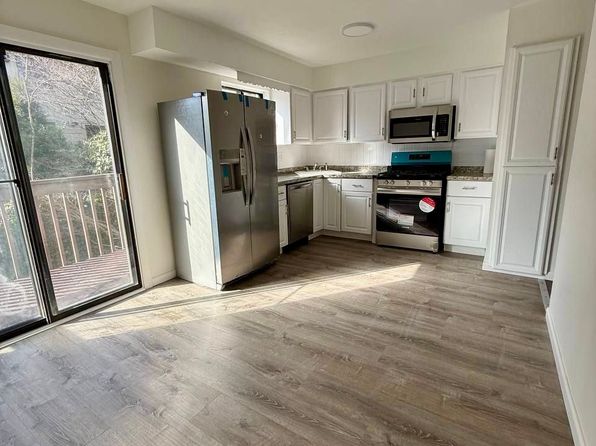 20 Hilldale Ct