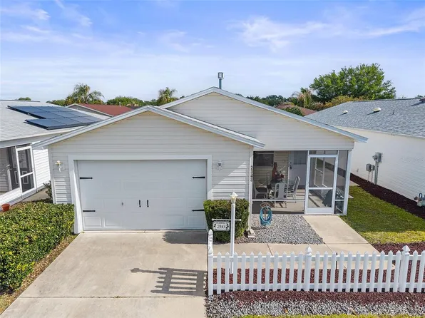 2343 Pine Ridge St, The Villages, FL 32162