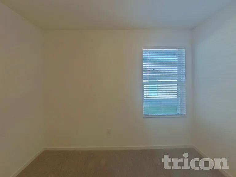 10712 Cowhide Ln — Photo 11