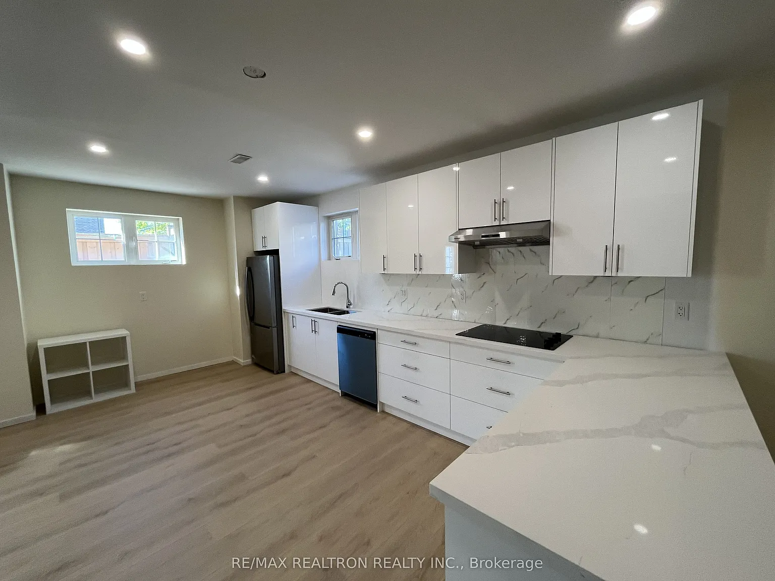 2 bed, $2,350 — Photo 3