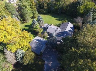 25994 W Indian Trail Rd, Barrington, IL 60010
