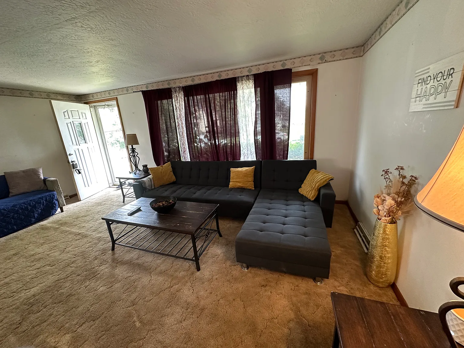 2907 Edison Ave — Photo 4