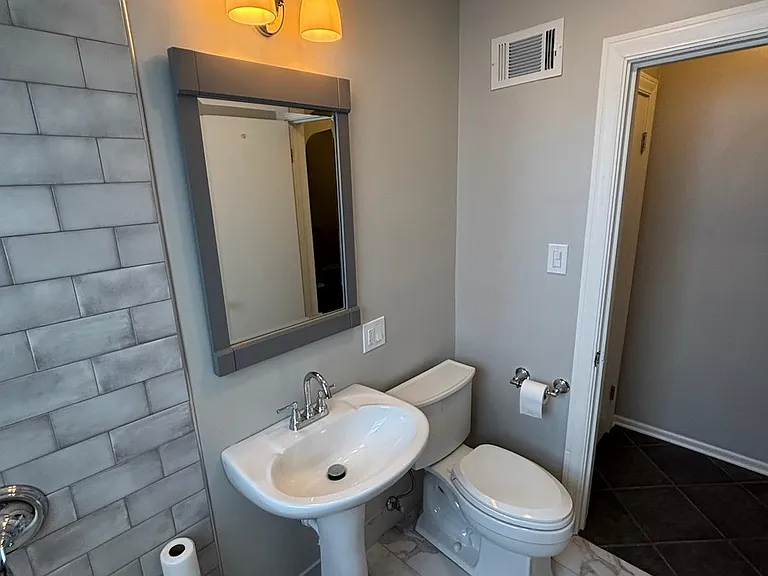 2134 N Harlem Ave #1 — Photo 11