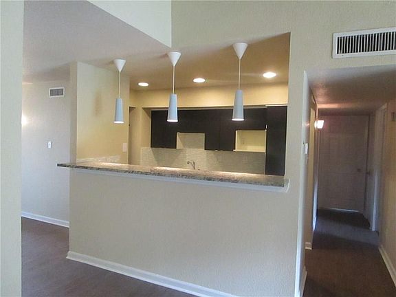 4th image of 4603 Greenfield Dr