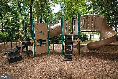8380 Greensboro Dr #722 — Photo 28