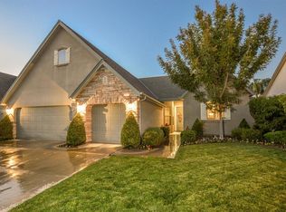 445 W Trenton Ave, Clovis, CA 93619