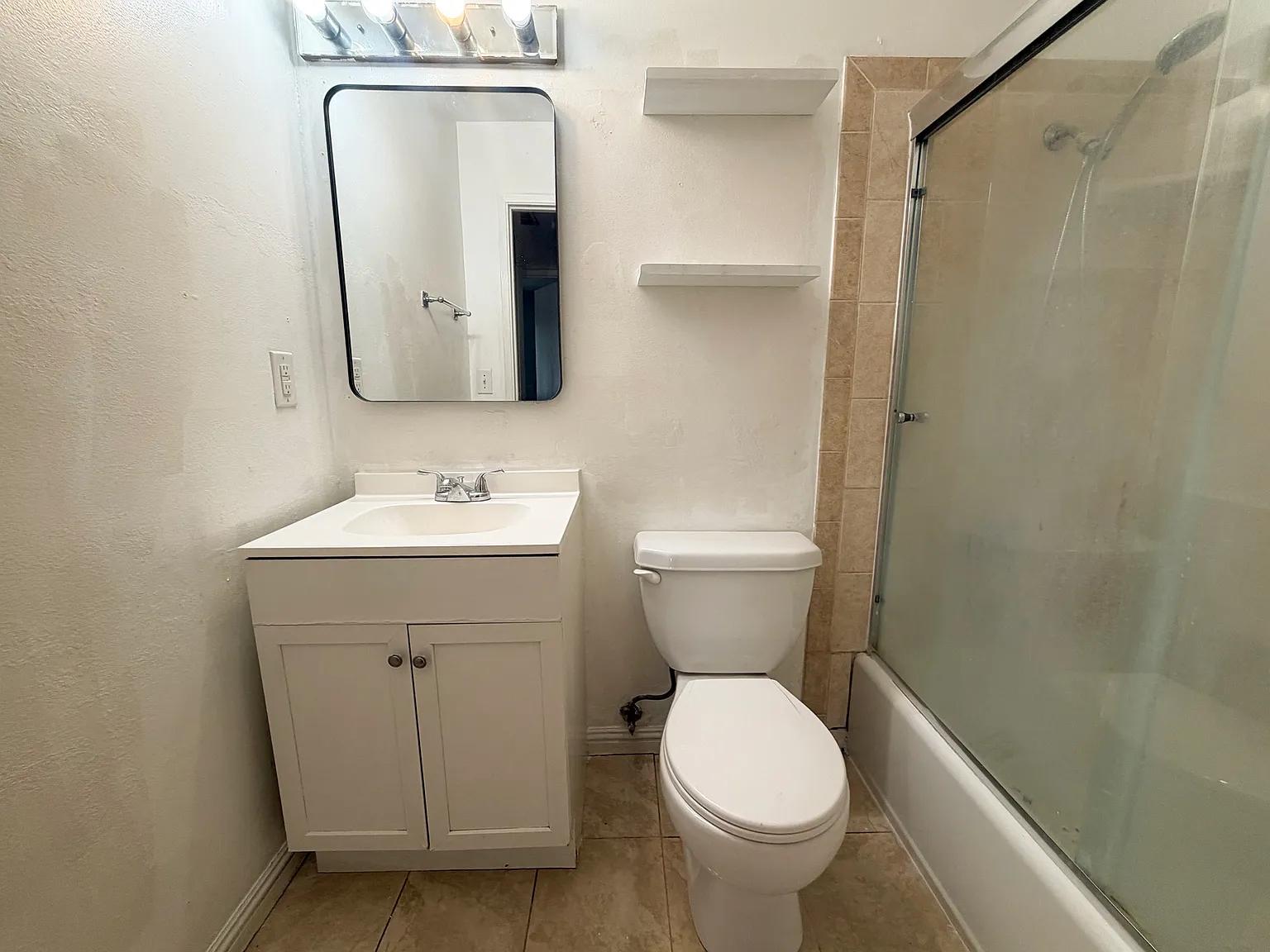 2 bed, 903 sqft, $2,800 — Photo 4