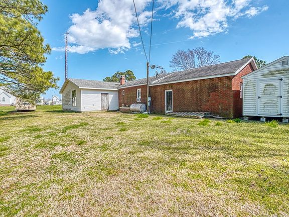 5th image of 8465 Aubreys Dr