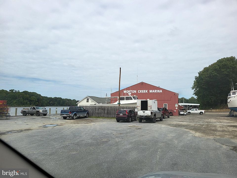2nd image of Buck Neck Rd