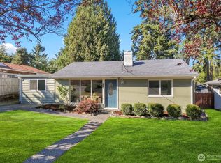 3328 NE 6th St, Renton, WA 98056