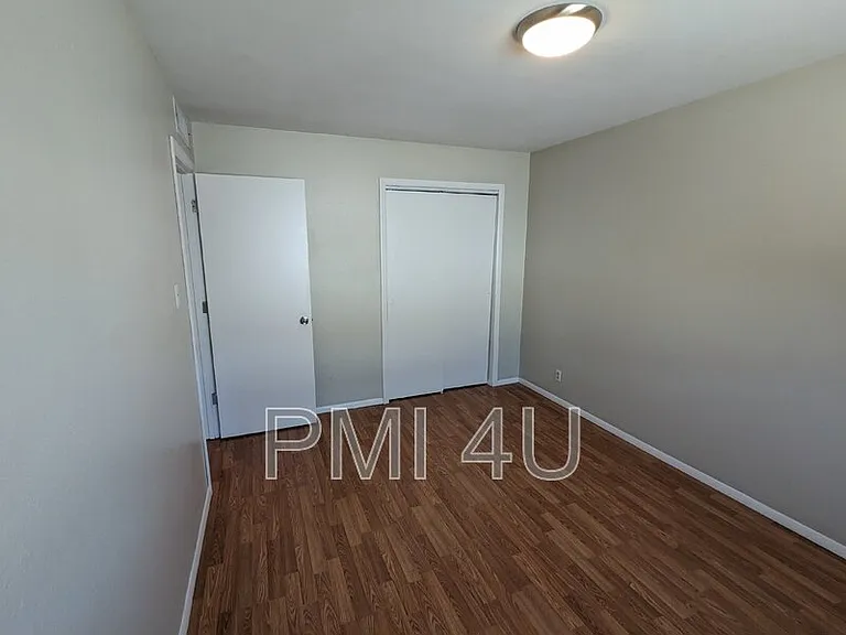 12409 Manitoba Dr NE #B — Photo 34