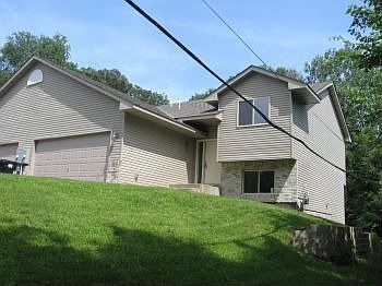 1st image of 2600 Yellowstone Blvd