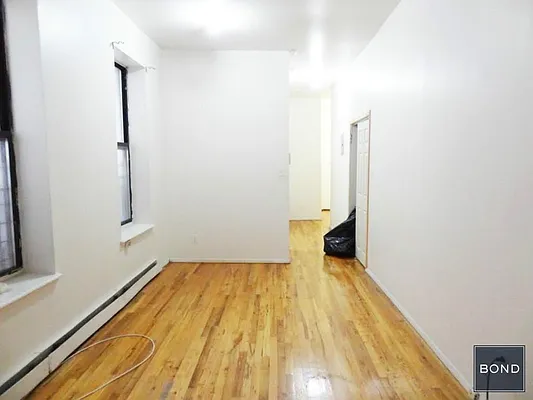 Rented by Bond New York | media 7