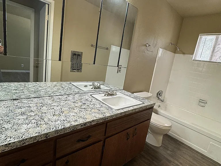 1198 Martin Ave #5 — Photo 8