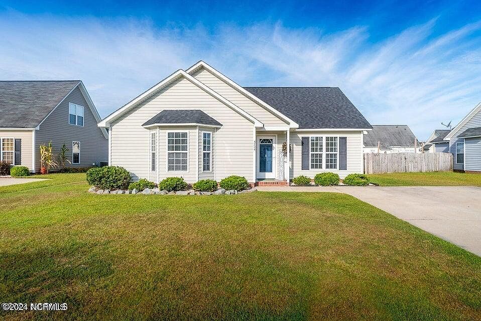 1st image of 3724 Tifgreen Dr