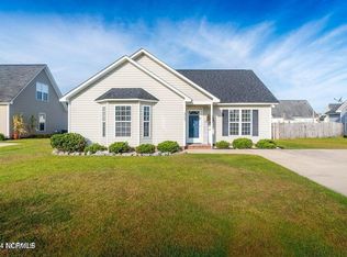 3724 Tifgreen Dr, Greenville, NC 27834
