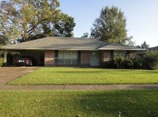 8278 Albert Dr, Baton Rouge, LA 70806
