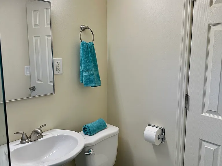 763 Hayes Ave #11 — Photo 7